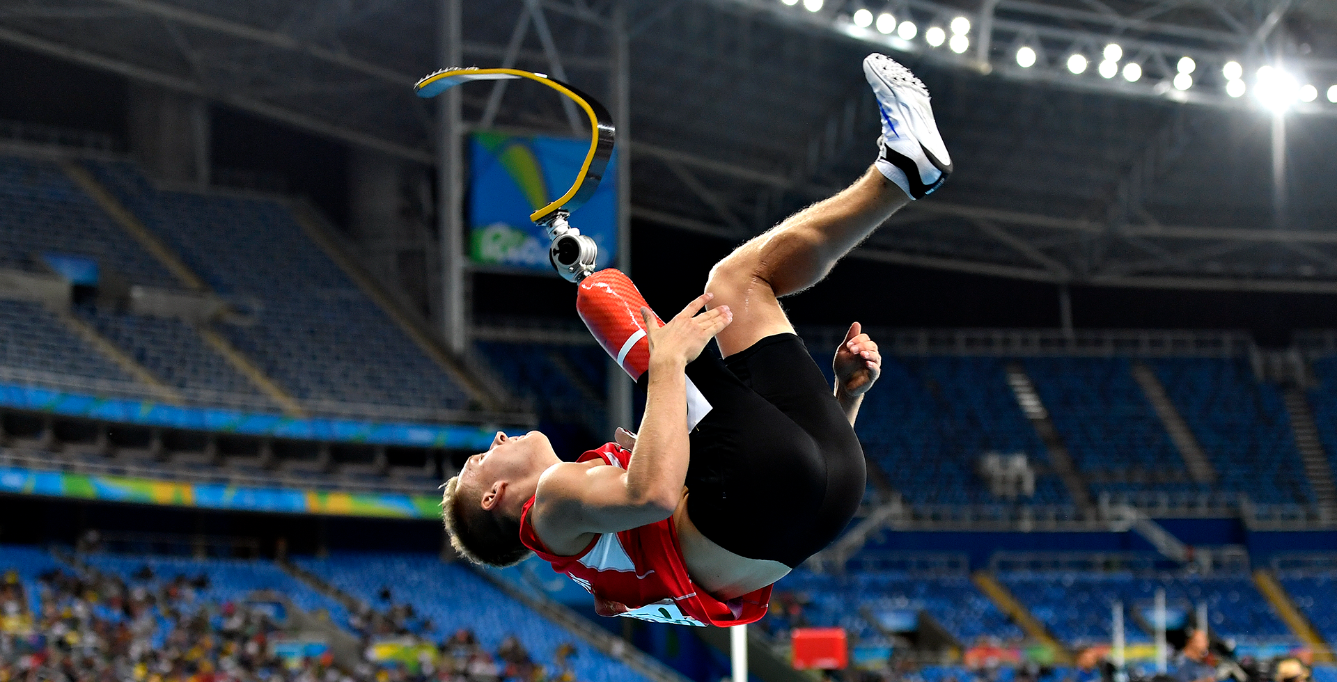 也讓他能在 也讓他能在